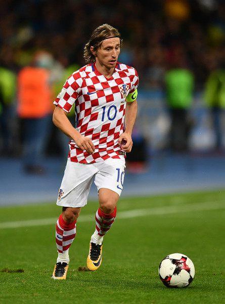 范戴克本赛季争顶成功105次英超最多 成功率77.2%英超最高